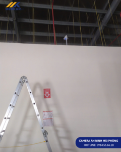 thi-cong-he-thong-wifi-unifi-toan-bo-nha-may-creative-light-tai-hai-duong